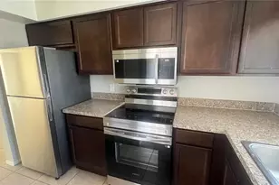 202 Watts Ln, Kissimmee, FL 34743 - Photo 4