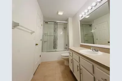 207 Golden Pond Court, Valrico, FL 33594 - Photo 14