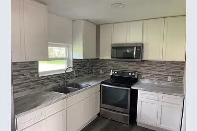1701 36th Street NW, Winter Haven, FL 33881 - Photo 2