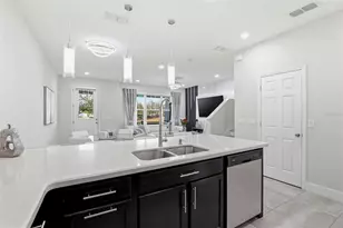 2605 Play Hard Aly, Kissimmee, FL 34744 - Photo 16