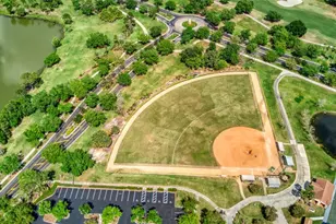 927 San Raphael St, Poinciana, FL 34759 - Photo 74