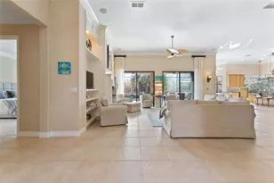 927 San Raphael St, Poinciana, FL 34759 - Photo 6