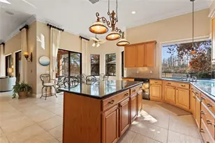 927 San Raphael St, Poinciana, FL 34759 - Photo 14