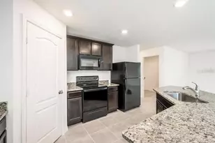 241 Gladiola Ct, Kissimmee, FL 34759 - Photo 10