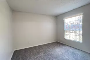 453 Sunset View Dr, Davenport, FL 33837 - Photo 6