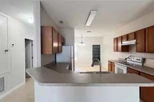 453 Sunset View Dr, Davenport, FL 33837 - Photo 14