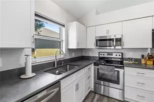 4250 Andover Cay Blvd, Orlando, FL 32825 - Photo 16