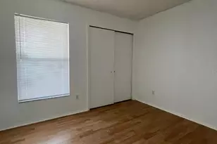 48 Silver Falls Cir, Kissimmee, FL 34743 - Photo 4