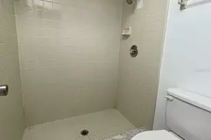 48 Silver Falls Cir, Kissimmee, FL 34743 - Photo 8