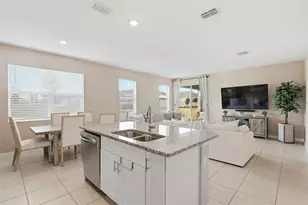 2220 Pigeon Plum Dr, Haines City, FL 33844 - Photo 10