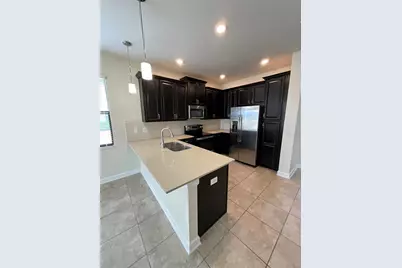 8545 Zoeller Hills Drive, Davenport, FL 33896 - Photo 10