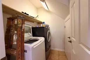 16215 Bridgecrossing Dr, Lithia, FL 33547 - Photo 22