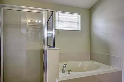 2709 Lucas Lakes Lane, Kissimmee, FL 34744 - Photo 22