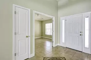 2709 Lucas Lakes Ln, Kissimmee, FL 34744 - Photo 10