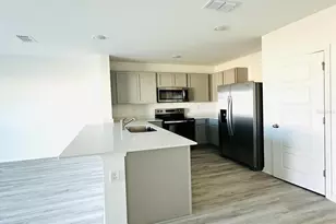 1335 Tallowwood Ln, Davenport, FL 33837 - Photo 4