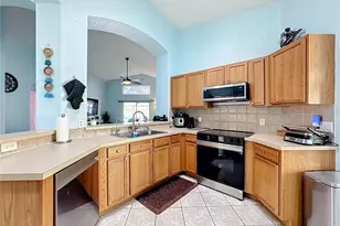 7732 Hidden Cypress Dr, Orlando, FL 32822 - Photo 4