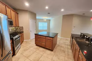 5395 Bowman Dr, Winter Garden, FL 34787 - Photo 6