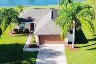 3605 Stonefield Dr, Orlando, FL 32826 - Photo 2