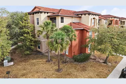 5512 Metrowest Boulevard #201, Orlando, FL 32811 - Photo 2