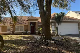7736 Rollingridge Ct, Orlando, FL 32835 - Photo 1