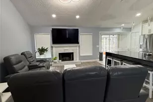 7736 Rollingridge Ct, Orlando, FL 32835 - Photo 10