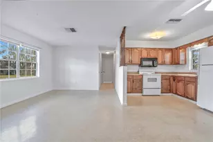1011 Lucerne Dr, Sebring, FL 33870 - Photo 12