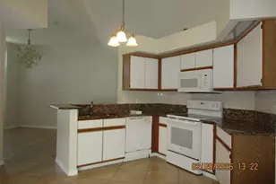 185 Seabreeze Cir, Kissimmee, FL 34743 - Photo 6