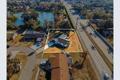 6134 Christina Drive E, Lakeland, FL 33813 - Photo 10