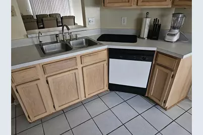 8033 Macdougall Drive E, Jacksonville, FL 32244 - Photo 4