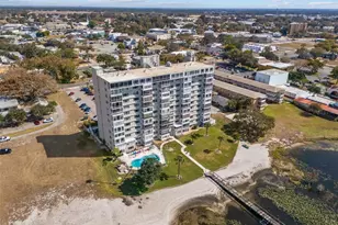 2131 Lakeview Dr, Sebring, FL 33870 - Photo 24