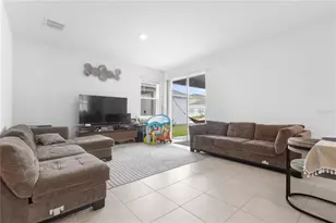 2877 Fitness St, Clermont, FL 34714 - Photo 8