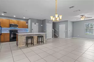 4805 Apple Blossom Ln, Saint Cloud, FL 34771 - Photo 2