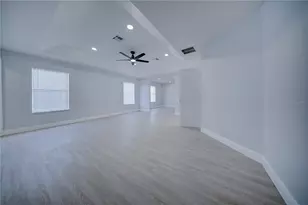 2851 Sweetspire Cir, Kissimmee, FL 34746 - Photo 32