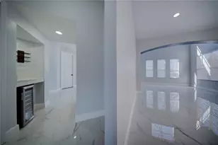 2851 Sweetspire Cir, Kissimmee, FL 34746 - Photo 8