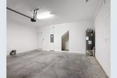 2512 Blowing Breeze Avenue, Kissimmee, FL 34744 - Photo 30