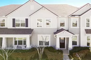 2512 Blowing Breeze Ave, Kissimmee, FL 34744 - Photo 2