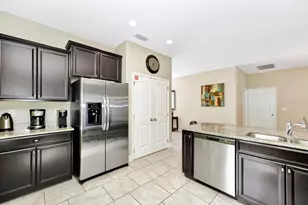 4416 Acorn Ct, Davenport, FL 33837 - Photo 8