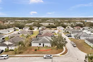 102 Hillcrest Rd, Davenport, FL 33897 - Photo 8