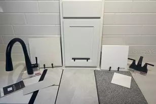 164 Flag Lilly Ln, Umatilla, FL 32784 - Photo 2