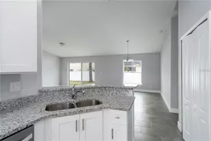 538 Bristol Cir, Kissimmee, FL 34758 - Photo 8