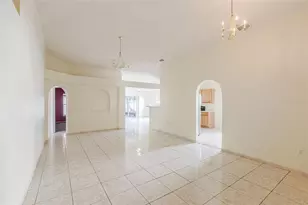 5030 Silver Thistle Ln, Saint Cloud, FL 34772 - Photo 4