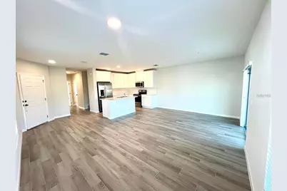 2778 Narcoossee Commons Way, Saint Cloud, FL 34771 - Photo 6