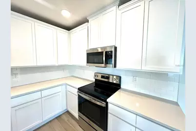 2778 Narcoossee Commons Way, Saint Cloud, FL 34771 - Photo 4