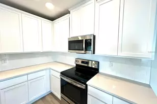 2778 Narcoossee Cmns Wy, Saint Cloud, FL 34771 - Photo 4