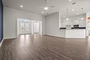 530 Sanctuary Blvd, Winter Haven, FL 33881 - Photo 4