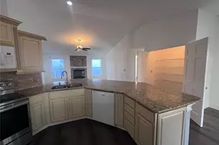 9224 Sunflower Dr, Tampa, FL 33647 - Photo 2