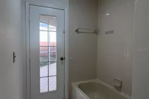 9224 Sunflower Dr, Tampa, FL 33647 - Photo 26