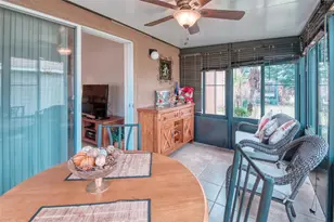 521 Grand Canal Dr, Kissimmee, FL 34759 - Photo 20