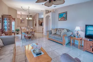 521 Grand Canal Dr, Kissimmee, FL 34759 - Photo 18