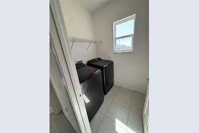 269 Bella Prestwick Boulevard, Davenport, FL 33837 - Photo 6